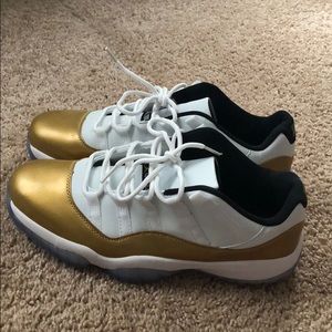air jordan 11 retro low closing ceremony